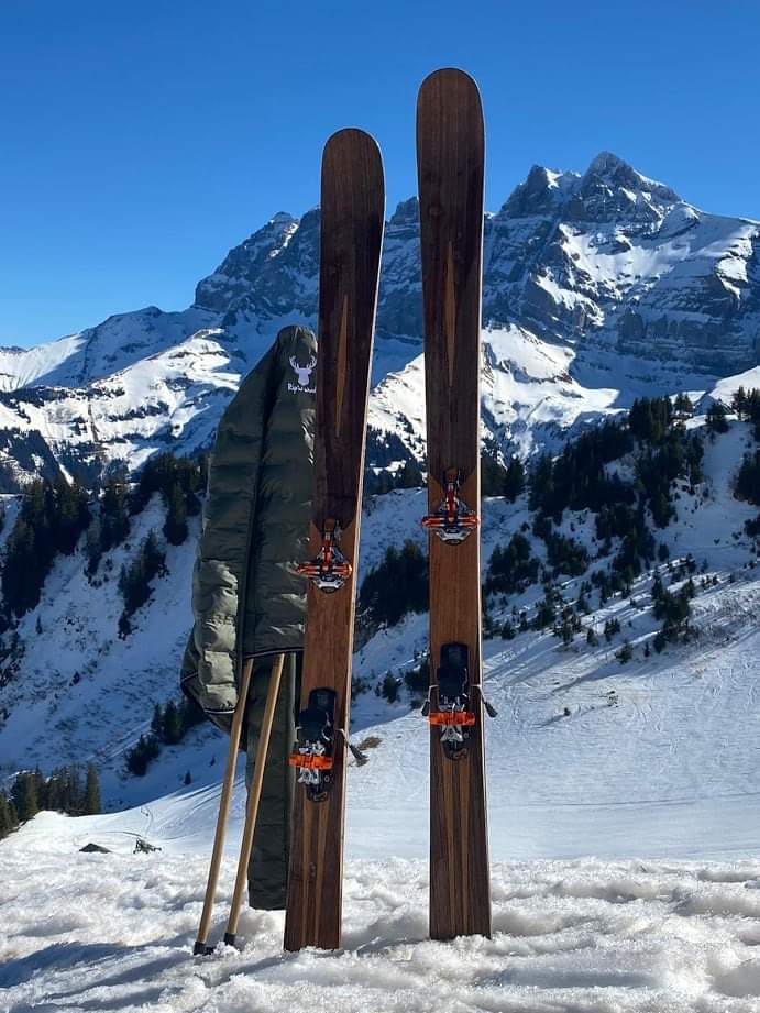 Rip'n Wud Freerando Twin Peaks Handmade Ski